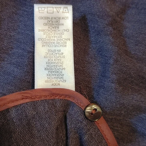 Fur collar coat - Picture 11 of 12